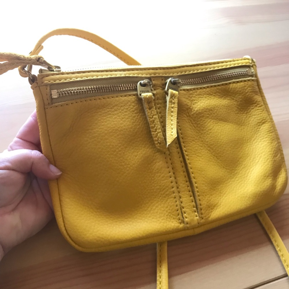 New Fossil Crossbody Yellow - Picture 7 of 8